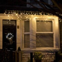 Core Connect 2m 64 Warm White Connectable Icicle Lights Clear Cable -Holiday Decor Shop ML64YWC Warm White Icicle Light christmas house P7