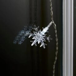 40 White LED Snowflake Curtain Light -Holiday Decor Shop PL18033 White Snowflake Curtain Light Close P3
