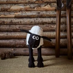 Shaun The Sheep™ Light Up Christmas Figure -Holiday Decor Shop STS01 14