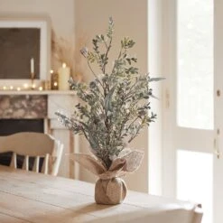 63cm White Berry Mini Christmas Tree