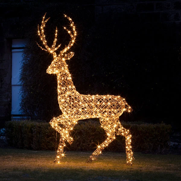Large Studley Rattan Light Up Reindeer Family 24v - Image 3